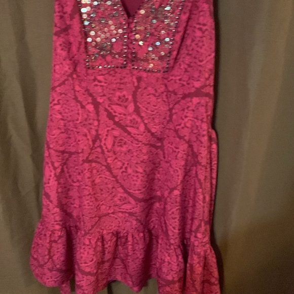 NWOT White House Black Market Beaded Neckline Ruffle Hem Dress - Picture 5 of 9